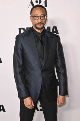 Damon Gupton bei der Premiere des Kinofilms The Drama Das Drama - Noch mal auf Anfang in DGA Theater Complex . Los Angeles, 17.03.206