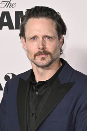 Michael Abbott Jr. bei der Premiere des Kinofilms The Drama Das Drama - Noch mal auf Anfang in DGA Theater Complex . Los Angeles, 17.03.206
