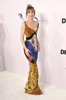 Suki Waterhouse bei der Premiere des Kinofilms The Drama Das Drama - Noch mal auf Anfang in DGA Theater Complex . Los Angeles, 17.03.206