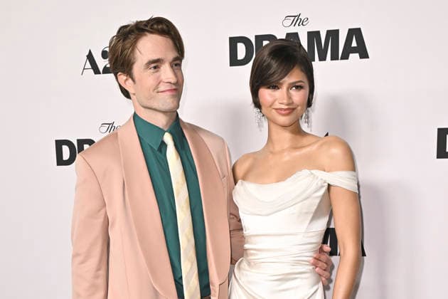 Robert Pattinson und Zendaya bei der Premiere des Kinofilms The Drama Das Drama - Noch mal auf Anfang in DGA Theater Complex . Los Angeles, 17.03.206