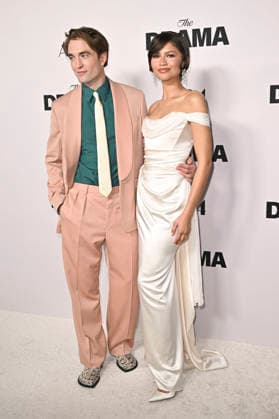 Robert Pattinson und Zendaya bei der Premiere des Kinofilms The Drama Das Drama - Noch mal auf Anfang in DGA Theater Complex . Los Angeles, 17.03.206