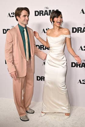 Robert Pattinson und Zendaya bei der Premiere des Kinofilms The Drama Das Drama - Noch mal auf Anfang in DGA Theater Complex . Los Angeles, 17.03.206