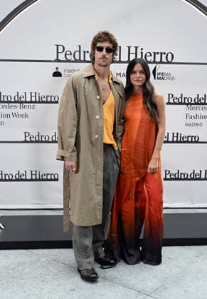 Photocall of Pedro del Hierros fashion show at Mercedes Benz Fashion Week Madrid Nacho Aragón and Bea Gimeno pose at the photocall of Pedro del Hierros fashion show at the 83rd edition of Mercedes Benz Fashion Week Madrid, at the Galería de Cristal del Palacio de Cibeles, on March 18, 2026, in Madrid Spain This years edition will be held from March 17 to 22 FAMOUS PEDRO DEL HIERRO SHOW José Madrid Madrid Madrid Spain  Copyright: xJosÃ xOlivax 7376922