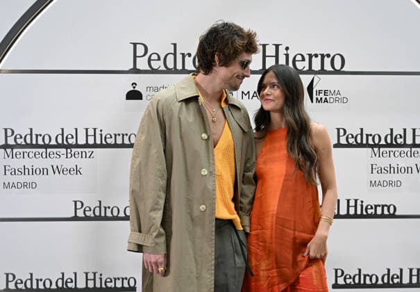 Photocall of Pedro del Hierros fashion show at Mercedes Benz Fashion Week Madrid Nacho Aragón and Bea Gimeno pose at the photocall of Pedro del Hierros fashion show at the 83rd edition of Mercedes Benz Fashion Week Madrid, at the Galería de Cristal del Palacio de Cibeles, on March 18, 2026, in Madrid Spain This years edition will be held from March 17 to 22 FAMOUS PEDRO DEL HIERRO SHOW José Madrid Madrid Madrid Spain  Copyright: xJosÃ xOlivax 7376925