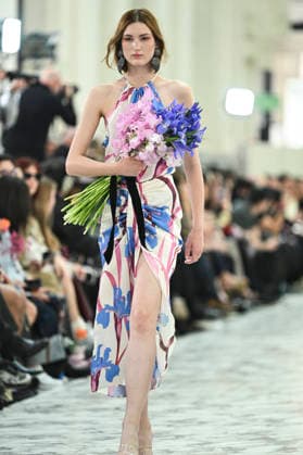 Juan Vidal - Mercedes-Benz Fashion Week Madrid, Spain - 18 Mar 2026 A model walks the runway wearing a design by Juan Vidal during Mercedes-Benz Fashion Week de Madrid in IFEMA. Madrid Spain Copyright: xAtilanoxGarciax xSOPAxImagesx photos09086