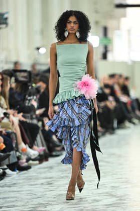 Juan Vidal - Mercedes-Benz Fashion Week Madrid, Spain - 18 Mar 2026 A model walks the runway wearing a design by Juan Vidal during Mercedes-Benz Fashion Week de Madrid in IFEMA. Madrid Spain Copyright: xAtilanoxGarciax xSOPAxImagesx photos09097