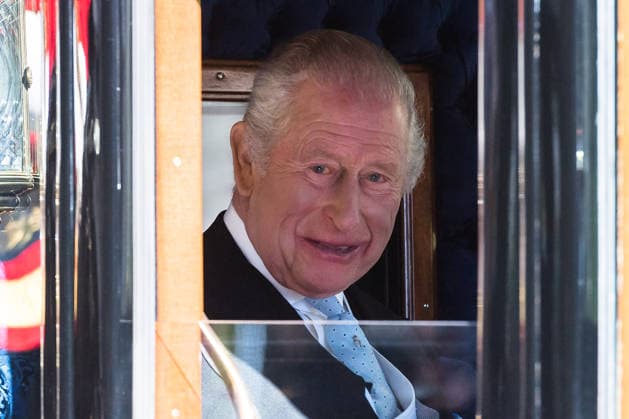 March 18, 2026, Windsor, England, United Kingdom: King CHARLES III travels in a carriage towards Windsor Castle during the State Visit to the United Kingdom by the President of Nigeria Bola Tinubu and the First Lady Oluremi Tinubu. Windsor United Kingdom - ZUMAs371 20260318_zip_s371_009 Copyright: xWiktorxSzymanowiczx