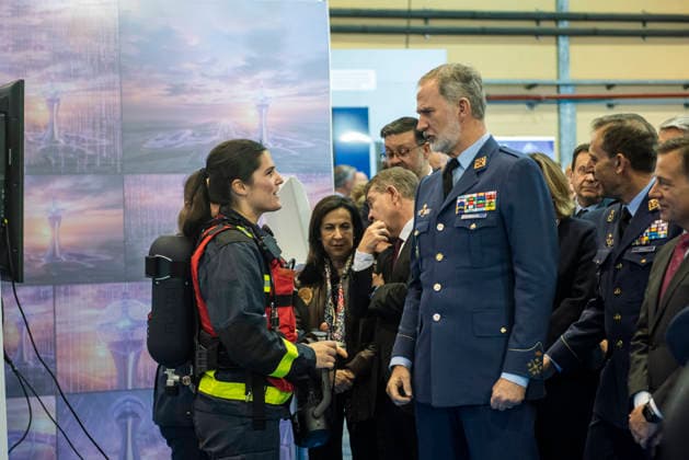 The King attends the technological demonstration days of the Connected, Sustainable and Intelligent Air Base BASCI King Felipe VI attends the technological demonstration days of the Connected, Sustainable and Intelligent Air Base BACSI , at Los Llanos Air Base, on March 18, 2026, in Albacete, Castilla La Mancha Spain The Kings visit is part of the inauguration of the Technological Demonstration Days BACSI 2026, an Air and Space Army exercise that shows digitalization, connectivity and sustainability projects for air bases, with the presence of companies, universities and demonstrations at Los Llanos Air Base 18 MARCH 2026 Víctor Ferná Albacete Castilla La Mancha Albacete Castilla La Mancha Castilla La Mancha Espana Copyright: xVictorxFernandezx 7377332