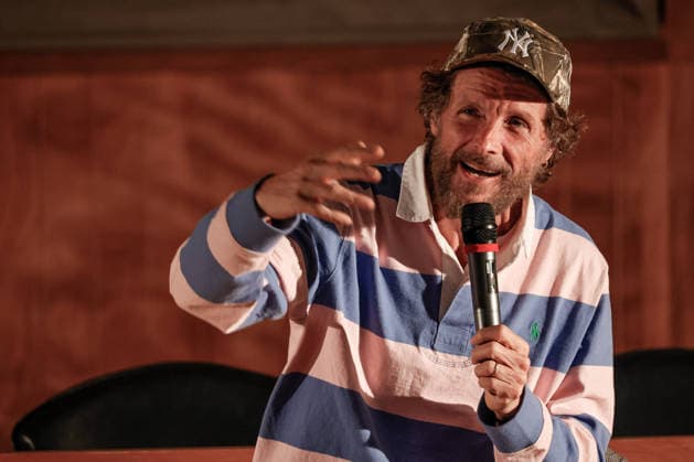 News - Jovanotti meets students at the UMG in Catanzaro during the meeting between Jovanotti and the students of the Magna Graecia University of Catanzaro at the UMG Auditorium, Catanzaro, Italy. Catanzaro Magna Graecia University of Catanzaro Italy Copyright: xFrancescoxFarinax xLiveMediax LPN_2350577