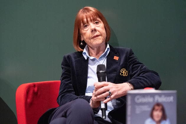 Entertainment Bilder des Tages March 18, 2026, Turin, To, Italy: Preview of the Turin Book Fair. GisoÂ¨le Pelicot, victim of violence at the hands of her husband and over 50 men, and protagonist of the trial of the century, presents her book, Hymn to Life, in Turin. March 18th 2026 Turin Italy  - ZUMAa289 20260318_zia_a289_136 Copyright: xSelenexDaniele Agfx