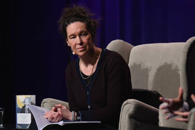 Autorin Monika Rinck liest und spricht auf der Lit.Cologne, dem internationalen Literaturfestival