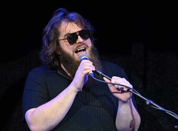 Warner Records Nashville -CRS 2026 Thomas Edwards onstage at Warner Records Nashville Lunch and Performance during CRS 2026 at the Omni Nashville Hotel on March 18, 2026 in Nashville, Tennessee. Nashville Omni Nashville Tennessee USA Copyright: xTammiexArroyo AFF-USA.comx
