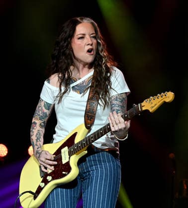 Warner Records Nashville -CRS 2026 Ashley McBryde onstage at Warner Records Nashville Lunch and Performance during CRS 2026 at the Omni Nashville Hotel on March 18, 2026 in Nashville, Tennessee. Nashville Omni Nashville Tennessee USA Copyright: xTammiexArroyo AFF-USA.comx