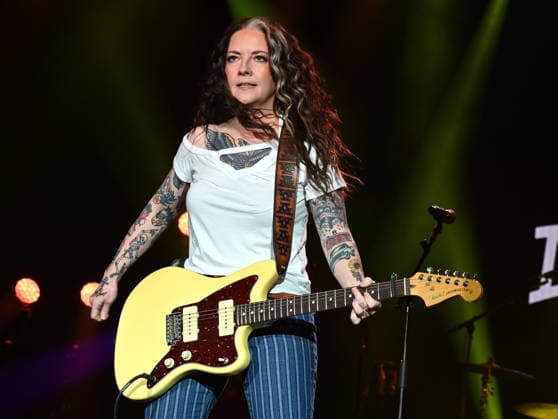 Warner Records Nashville -CRS 2026 Ashley McBryde onstage at Warner Records Nashville Lunch and Performance during CRS 2026 at the Omni Nashville Hotel on March 18, 2026 in Nashville, Tennessee. Nashville Omni Nashville Tennessee USA Copyright: xTammiexArroyo AFF-USA.comx