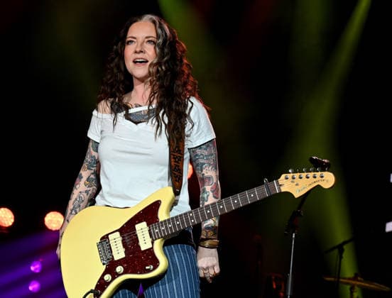 Warner Records Nashville -CRS 2026 Ashley McBryde onstage at Warner Records Nashville Lunch and Performance during CRS 2026 at the Omni Nashville Hotel on March 18, 2026 in Nashville, Tennessee. Nashville Omni Nashville Tennessee USA Copyright: xTammiexArroyo AFF-USA.comx