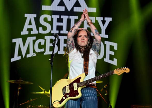 Warner Records Nashville -CRS 2026 Ashley McBryde onstage at Warner Records Nashville Lunch and Performance during CRS 2026 at the Omni Nashville Hotel on March 18, 2026 in Nashville, Tennessee. Nashville Omni Nashville Tennessee USA Copyright: xTammiexArroyo AFF-USA.comx