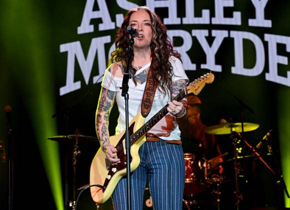 Warner Records Nashville -CRS 2026 Ashley McBryde onstage at Warner Records Nashville Lunch and Performance during CRS 2026 at the Omni Nashville Hotel on March 18, 2026 in Nashville, Tennessee. Nashville Omni Nashville Tennessee USA Copyright: xTammiexArroyo AFF-USA.comx