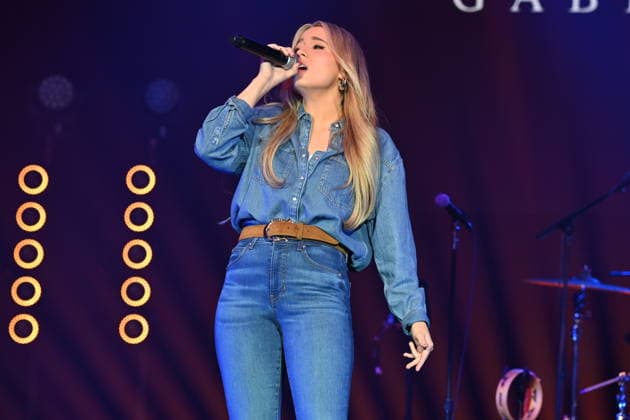 Warner Records Nashville -CRS 2026 Gabby Barrett onstage at Warner Records Nashville Lunch and Performance during CRS 2026 at the Omni Nashville Hotel on March 18, 2026 in Nashville, Tennessee. Nashville Omni Nashville Tennessee USA Copyright: xTammiexArroyo AFF-USA.comx