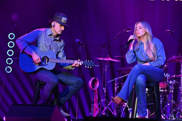 Warner Records Nashville -CRS 2026 Cade Foehner and Gabby Barrett onstage at Warner Records Nashville Lunch and Performance during CRS 2026 at the Omni Nashville Hotel on March 18, 2026 in Nashville, Tennessee. Nashville Omni Nashville Tennessee USA Copyright: xTammiexArroyo AFF-USA.comx