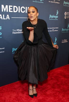 BEVERLY HILLS, CALIFORNIA - MARCH 18:Tia Mowry attends Jhpiego Laughter is the Best Medicine Gala at The Beverly Hills Hotel on March 18, 2026 in Beverly Hills, California Copyright: xAdMediax MediaPunchx