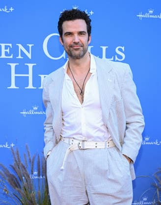 ˜When Calls the Heart™ and ˜Hope Valley: 1874™ Celebration Benjamin Ayres arriving to ˜When Calls the Heart™ and ˜Hope Valley: 1874™ Celebration at The Sun Rose on March 18, 2026 in West Hollywood, CA. West Hollywood The Sun Rose California USA Copyright: xLISAxOConnor AFF-USA.comx