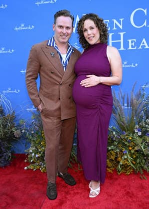 ˜When Calls the Heart™ and ˜Hope Valley: 1874™ Celebration Ben Rosenbaum and Erin Krakow arriving to ˜When Calls the Heart™ and ˜Hope Valley: 1874™ Celebration at The Sun Rose on March 18, 2026 in West Hollywood, CA. West Hollywood The Sun Rose California USA Copyright: xLISAxOConnor AFF-USA.comx