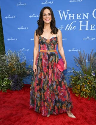 ˜When Calls the Heart™ and ˜Hope Valley: 1874™ Celebration Erin Cahill arriving to ˜When Calls the Heart™ and ˜Hope Valley: 1874™ Celebration at The Sun Rose on March 18, 2026 in West Hollywood, CA. West Hollywood The Sun Rose California USA Copyright: xLISAxOConnor AFF-USA.comx