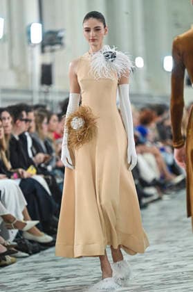 Claro Couture - Mercedes-Benz Fashion Week Madrid A model walks the runway wearing a design by Claro Couture during Mercedes-Benz Fashion Week de Madrid in IFEMA, 18 March 2026 Spain Madrid Spain Copyright: xAtilanoxGarciax xSOPAxImagesx photos09180
