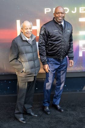 Project Hail Mary New York Premiere, New York, USA - 18 Mar 2026 (L-R) Ed Dwight and Leland D. Melvin attend Project Hail Mary New York premiere at Lincoln Center on March 18, 2026 in New York City. New York United States Copyright: xRonxAdarx xSOPAxImagesx _radar_phm_20260318_00941