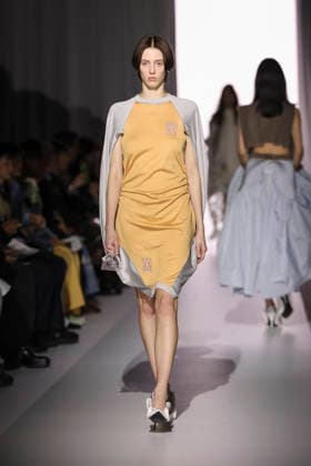 March 19, 2026, Tokyo, Japan: Models wearing fashion brand YOHEI OHNO walk down the runway during the Rakuten Fashion Week TOKYO 2026 Autumn Winter Collection. The fashion week runs from March 16 to 21. Tokyo Japan  - ZUMAm191 20260319_aap_m191_029 Copyright: xRodrigoxReyesxMarinx