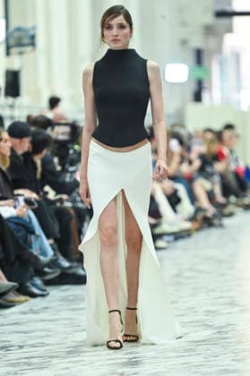 Mercedes-Benz Fashion Week in Madrid , Spain -18 MAR 2026. A model walks the runway wearing a design by Isabel Sanchis during the Mercedes-Benz Fashion Week de Madrid in IFEMA. Madrid Spain Copyright: xAtilanoxGarciax xSOPAxImagesx photos09303