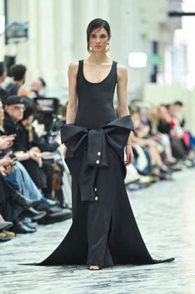 Mercedes-Benz Fashion Week in Madrid , Spain -18 MAR 2026. A model walks the runway wearing a design by Isabel Sanchis during the Mercedes-Benz Fashion Week de Madrid in IFEMA. Madrid Spain Copyright: xAtilanoxGarciax xSOPAxImagesx photos09317