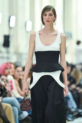 Mercedes-Benz Fashion Week in Madrid , Spain -18 MAR 2026. A model walks the runway wearing a design by Isabel Sanchis during the Mercedes-Benz Fashion Week de Madrid in IFEMA. Madrid Spain Copyright: xAtilanoxGarciax xSOPAxImagesx photos09248