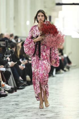 Juan Vidal Fashion Week de Madrid A model walks the runway wearing a design by Juan Vidal during Mercedes-Benz Fashion Week de Madrid in IFEMA, 18 March 2026 Spain Featuring: A model walks the runway wearing a design by Juan Vidal during Mercedes-Benz Fashion Week de Madrid in IFEMA, 18 March 2026 Spain Where: Madrid, Spain When: 18 Mar 2026 Credit: Oscar Gonzalez WENN Madrid Spain Copyright: xOscarxGonzalez WENNx wenn41158701 OFA ZOJx wenn41158701