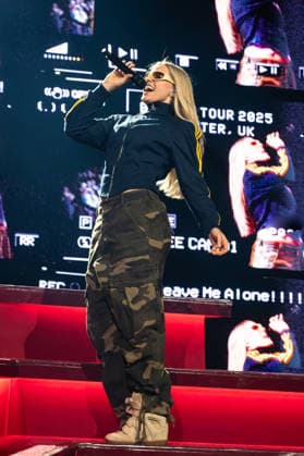 ReneÃ Rapp performing at Manchester AO Arena American singer actress ReneÃ Rapp performing in Manchester on her BITE ME UK Arena tour Featuring: ReneÃ Rapp Where: Manchester, United Kingdom When: 18 Mar 2026 Credit: Graham Finney WENN Manchester United Kingdom Copyright: xWENNx wenn41158849 x wenn41158849