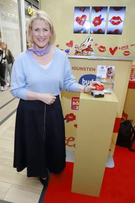 Anke Harnack bei der Charity Aktion Ostern mit Herz zugunsten von Kinder- und Jugendprojekten in Hamburg im Elbe Einkaufszentrum. Hamburg, 18.03.2026