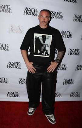 Arrivals to the Safe House Wrap Party at Apotheke in Los Angeles Featuring: Alex Leone (6) Where: Los Angeles, California, United States When: 18 Mar 2026 Credit: H2Y INSTARimages EDITORIAL USE ONLY. NOT FOR USE BY NEWSPAPERS BASED IN THE UK. Copyright: xx instar55566126