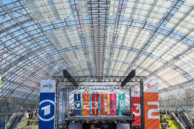 Impressionen von der Leipziger Buchmesse 2026 - Erster Messetag;Impressionen von der Leipziger Buchmesse 2026 - Erster Messetag, Leipzig Sachsen Deutschland Messegelände