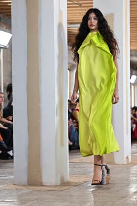 February 28, 2026, Madrid, Spain: A model walks the runway wearing a design by Ernesto Naranjo during Mercedes-Benz Fashion Week de Madrid at Palacio Fernaz Nunoz. Madrid Spain  - ZUMAs197 20260228_aaa_s197_2430 Copyright: xAtilanoxGarciax