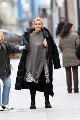 **VIDEO AVAILABLE** Cameron Diaz is spotted filming on the set of Stephen Merchants so far untitled rom-com in New York City Featuring: Cameron Diaz Where: New York City, New York, United States When: 19 Mar 2026 Credit: Elder Ordonez INSTARimages EDITORIAL USE ONLY. NOT FOR USE BY NEWSPAPERS BASED IN THE UK. Copyright: xx instar55566725