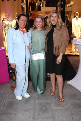 Martina Buckenmaier, Nova Meierhenrich und Mona Buckenmaier beim Riani Store Opening am 19.03.2026 in Hamburg Riani Store Opening in Hamburg