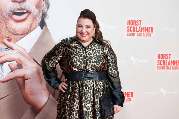 Meltem KAPTAN, Schauspielerin, Roter Teppich, Red Carpet Show, Ankunft, arrival, Filmpremiere HORST SCHLAEMMER SUCHT DAS GLUECK in der Lichtburg in Essen, 19.03.2026.