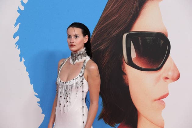 March 19, 2026, Madrid, Madrid, Spain: Actress MILENA SMIT poses at the Real Casino de Madrid for the premiere of AMARGA NAVIDAD (BITTER CHRISTMAS), directed by PEDRO ALMODOVAR. SMIT plays NATALIA, a friend of the character ELSA (BARBARA LENNIE) in a narrative centered on autofiction and creative processes. The two time Academy Award winning director presents his 24th feature film at this highly anticipated event in Madrid. Madrid Spain - ZUMAo127 20260319_zep_o127_141 Copyright: xHugoxOrtunox