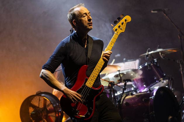 March 19, 2026, Porto, Portugal: Mat Osman, British bassist of Suede, performs on stage during the band™s Antidepressants: Dancing with the Europeans tour at Super Bock Arena Pavilhao Rosa Mota. Porto Portugal  - ZUMAs197 20260319_aaa_s197_125 Copyright: xDiogoxBaptistax