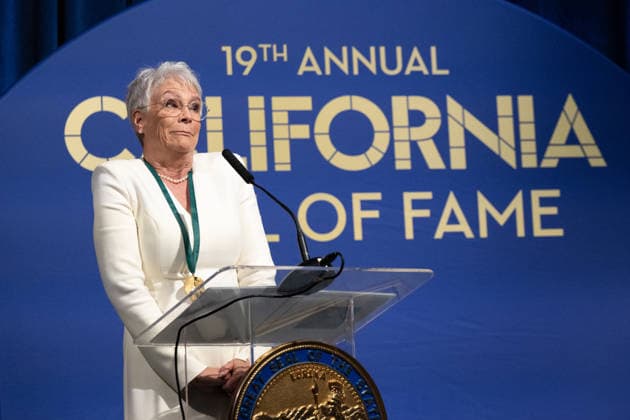 March 19, 2026, Sacramento, Ca, USA: Actress Jamie Lee Curtis delivers her acceptance speech during the induction of the 19th class to the California Hall of Fame at the California Museum on Thursday, March 19, 2026, in Sacramento. Sacramento USA - ZUMAj89_ 20260319_zaf_j89_039 Copyright: xPaulxKitagakixJr.x