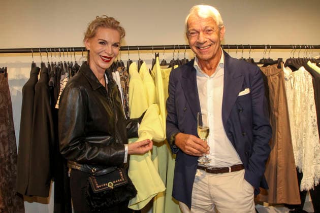 abb Grit Weiss und Jo Groebel Medien experte zu Gast beim Riani Store Opening am Donnerstag 19.03.2026 in Hamburg Hamburg Deutschland