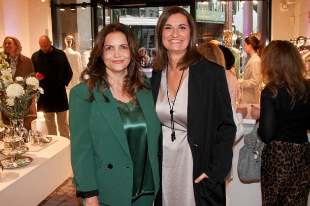 abb Rebecca Immanuel Schauspielerin mit Inka Schneider TV Moderatorin zu Gast beim Riani Store Opening am Donnerstag 19.03.2026 in Hamburg Hamburg Deutschland