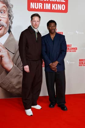 Bernd-Christian Althoff und Akeem van Flodrop bei der Premiere des Kinofilms Horst Schlämmer sucht das Glück in der Lichtburg. Essen, 19.03.2026