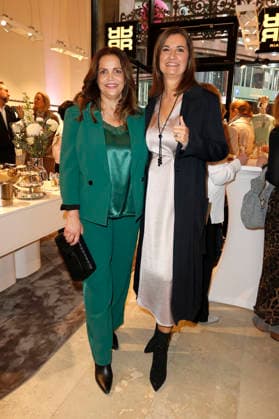 Rebecca Immanuel und Inka Schneider beim Riani Store Opening in der Straße Hohe Bleichen 17. Hamburg, 19.03.2026