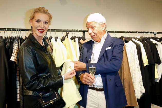 Grit Weiss mit Ehemann Jo Groebel beim Riani Store Opening in der Straße Hohe Bleichen 17. Hamburg, 19.03.2026